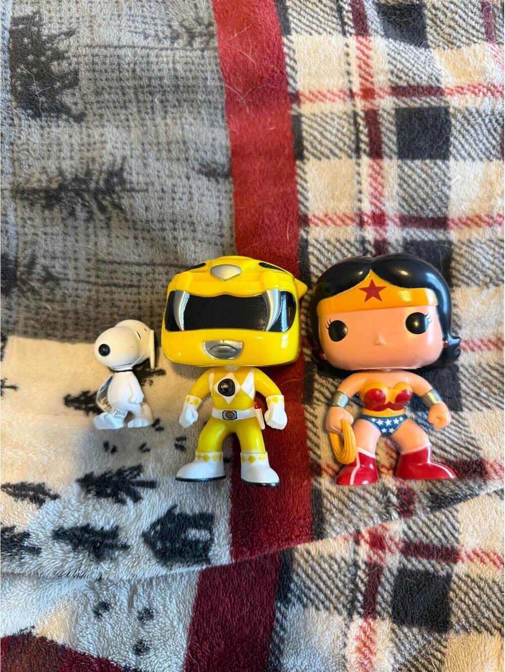 Funko Pop Lot Wonder Woman #08 DC Universe 2010 + Yellow Ranger MMPR + Schleich